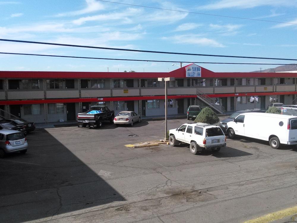 Yakima Valley Inn エクステリア 写真